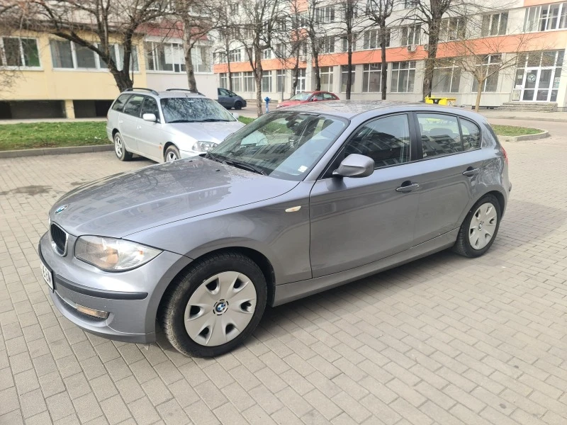 BMW 116 2.0 бензин ФЕЙС, снимка 6 - Автомобили и джипове - 49191159