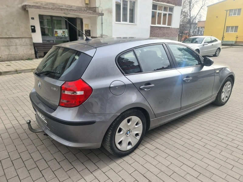 BMW 116 2.0 бензин ФЕЙС, снимка 4 - Автомобили и джипове - 44553099