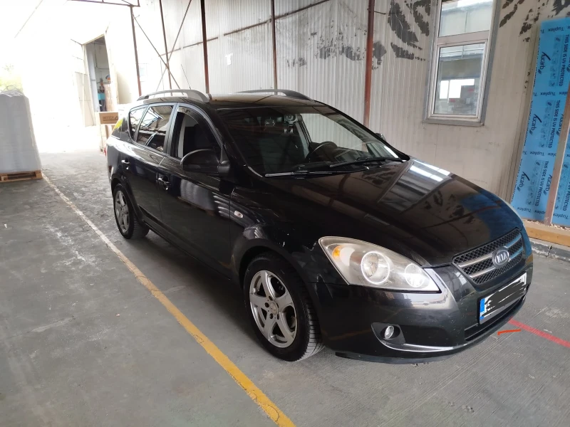 Kia Ceed, снимка 2 - Автомобили и джипове - 47009597