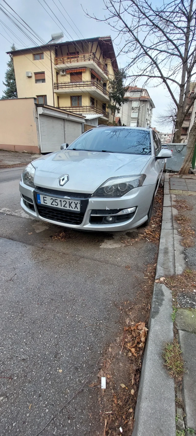 Renault Laguna Комби, снимка 1 - Автомобили и джипове - 48716639