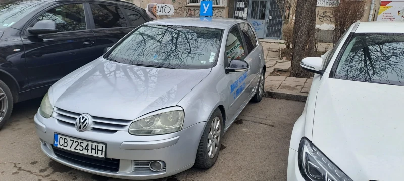 VW Golf, снимка 1 - Автомобили и джипове - 49531762