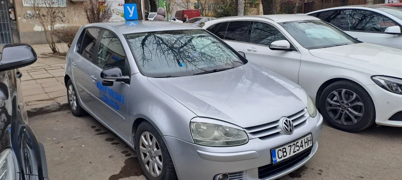 VW Golf, снимка 2 - Автомобили и джипове - 49531762