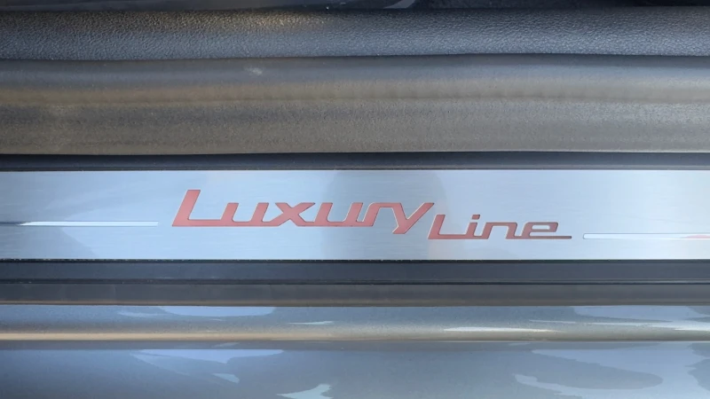 BMW 530 530D xDrive LuxuryLine * Реални Километри* ЛИЗИНГ, снимка 8 - Автомобили и джипове - 52902949