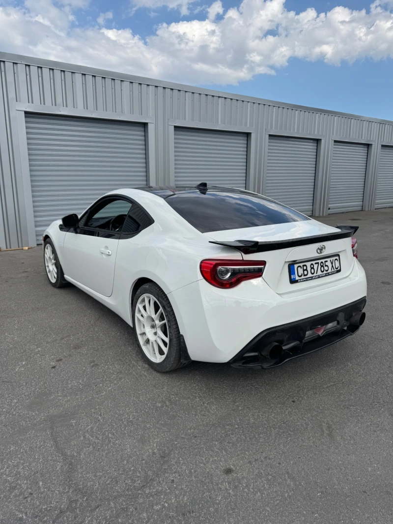 Toyota GT86, снимка 6 - Автомобили и джипове - 52735001