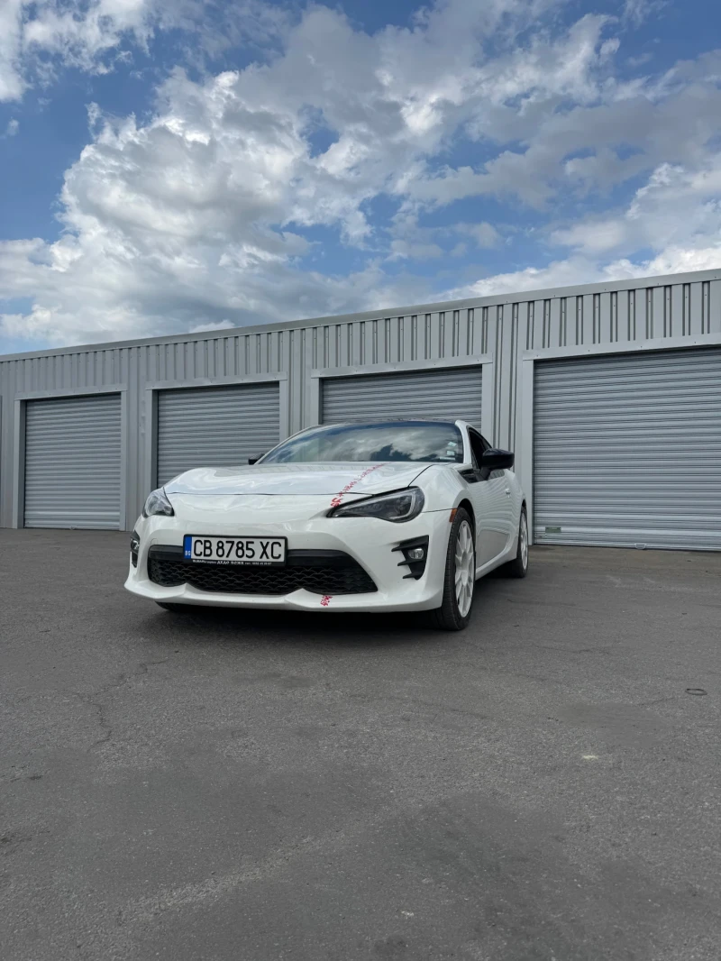Toyota GT86, снимка 2 - Автомобили и джипове - 52735001