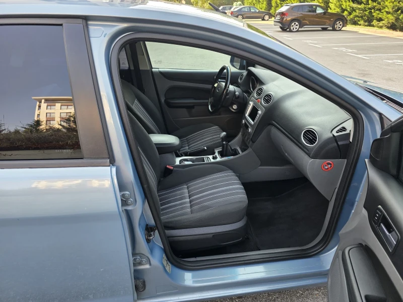 Ford Focus 1.6 TDCI 90 HP, снимка 7 - Автомобили и джипове - 51408448