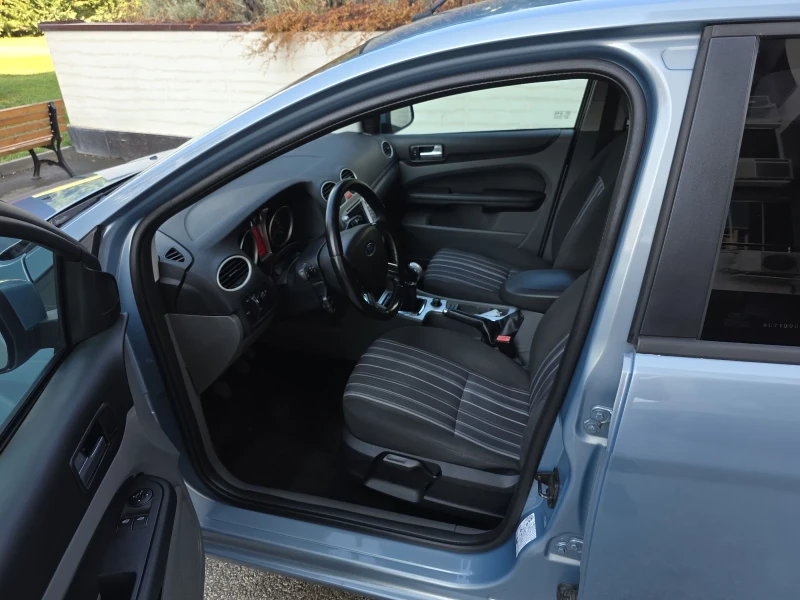 Ford Focus 1.6 TDCI 90 HP, снимка 5 - Автомобили и джипове - 51408448