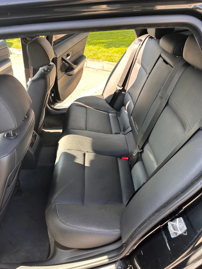 BMW 335 E91 LCI Xdrive, снимка 13 - Автомобили и джипове - 52178984