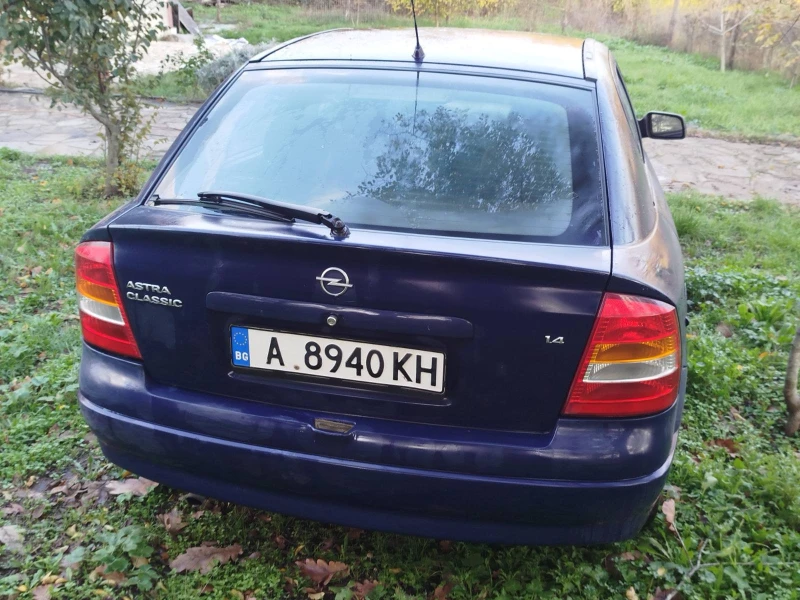 Opel Astra Класик, снимка 2 - Автомобили и джипове - 52586231
