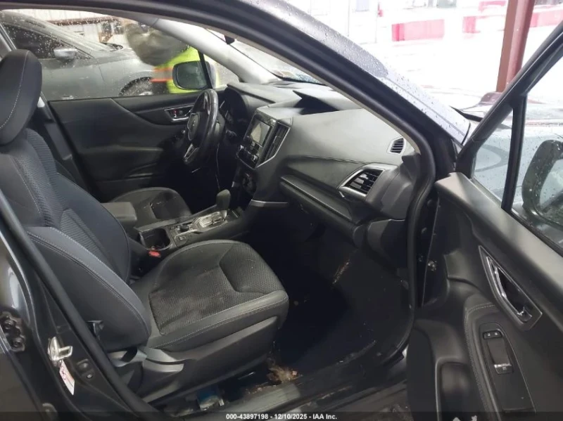 Subaru Forester PREMIUM | ЦЕНА ДО БЪЛГАРИЯ | , снимка 5 - Автомобили и джипове - 53341549