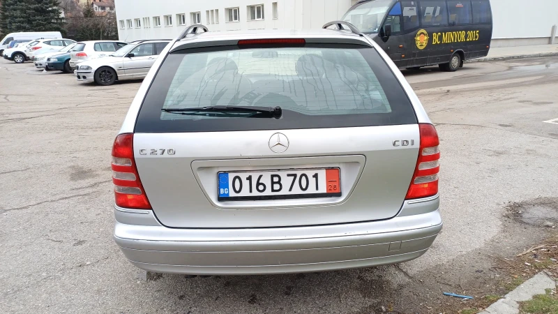 Mercedes-Benz C 270 Автоматик, снимка 4 - Автомобили и джипове - 53584469