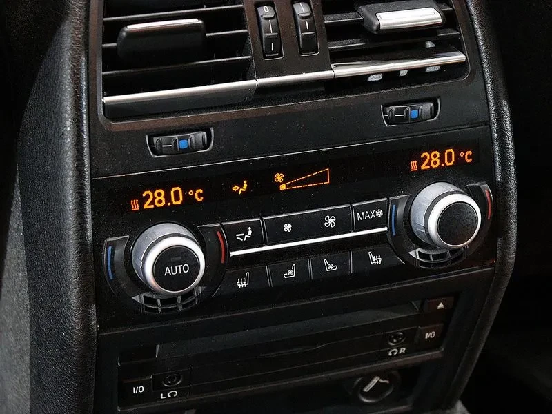 BMW 730, снимка 15 - Автомобили и джипове - 54462478