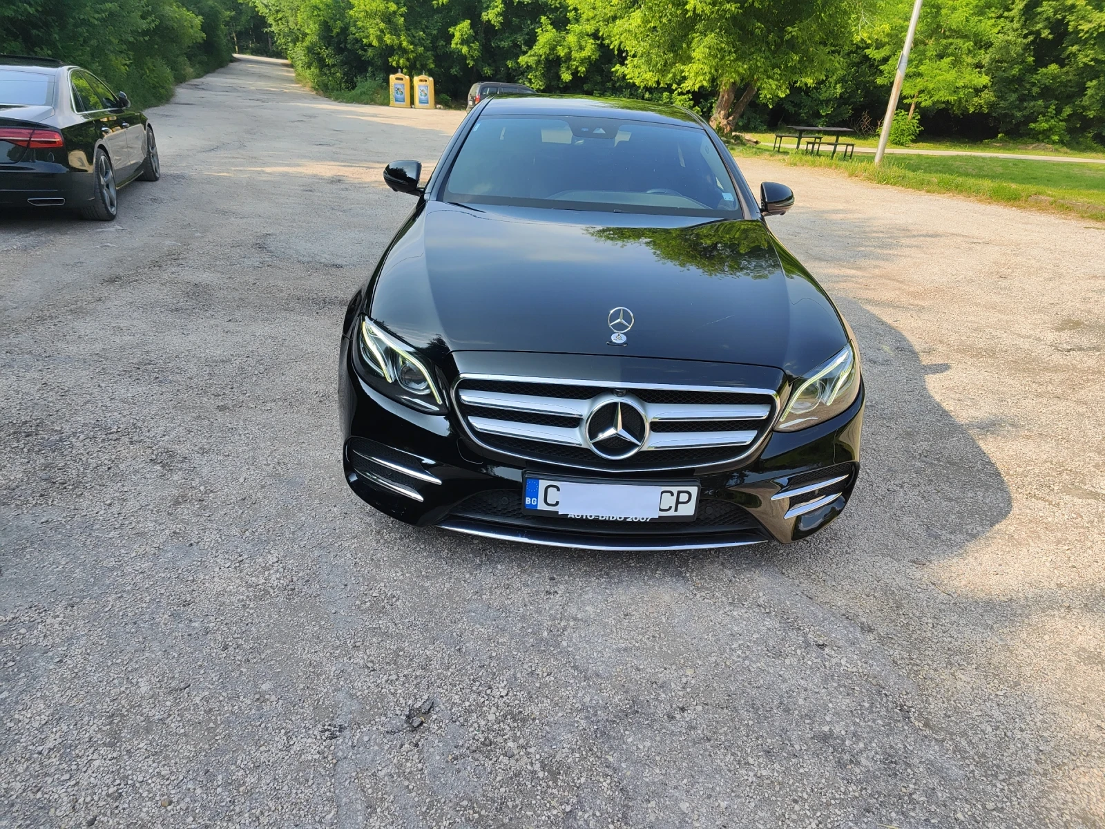 Mercedes-Benz E 220, снимка 1