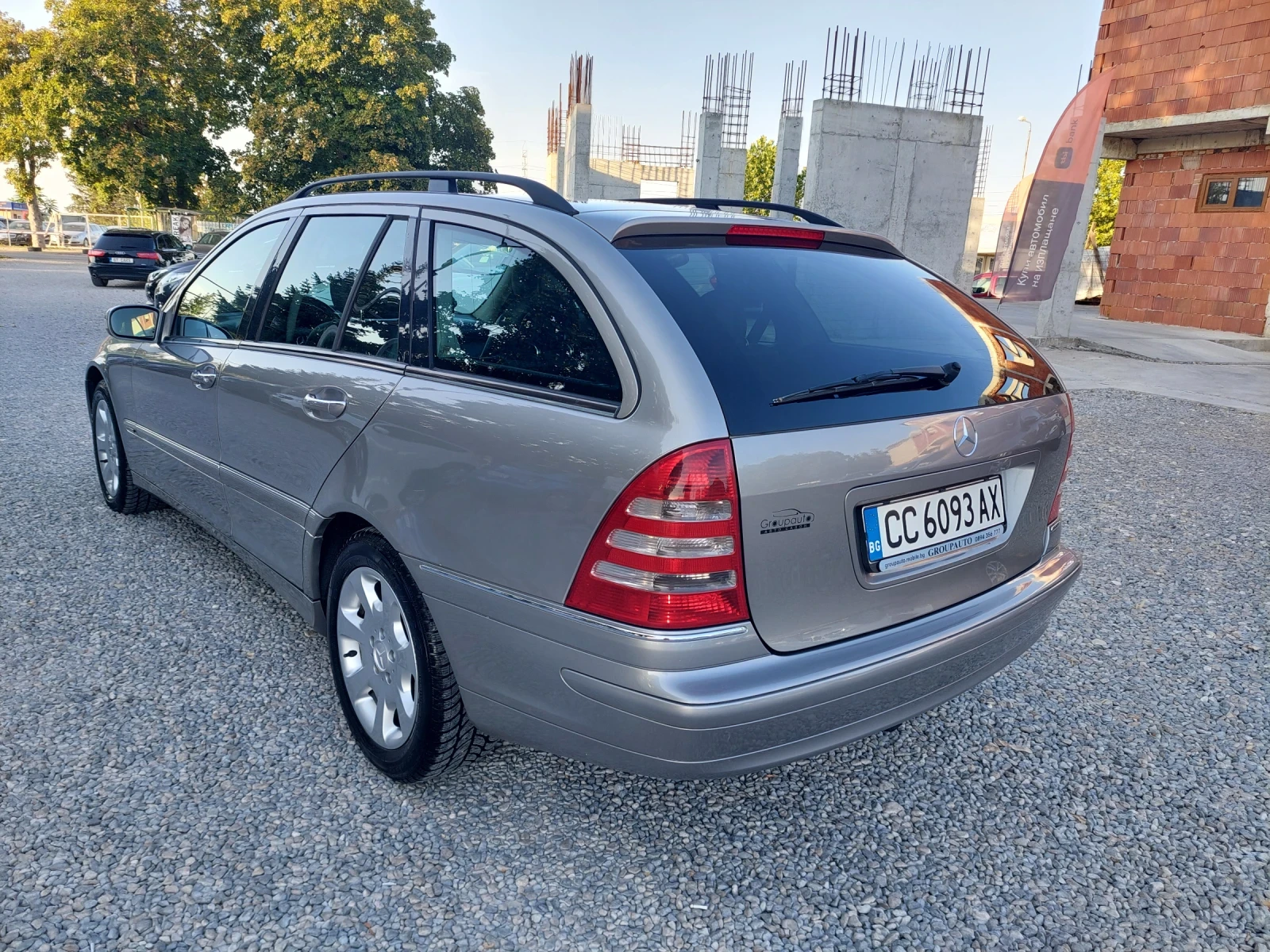 Mercedes-Benz C 220 2.2CDI-150к.с/АВТОМАТИК/НАВИГАЦИЯ/КОЖА!!! - изображение 5