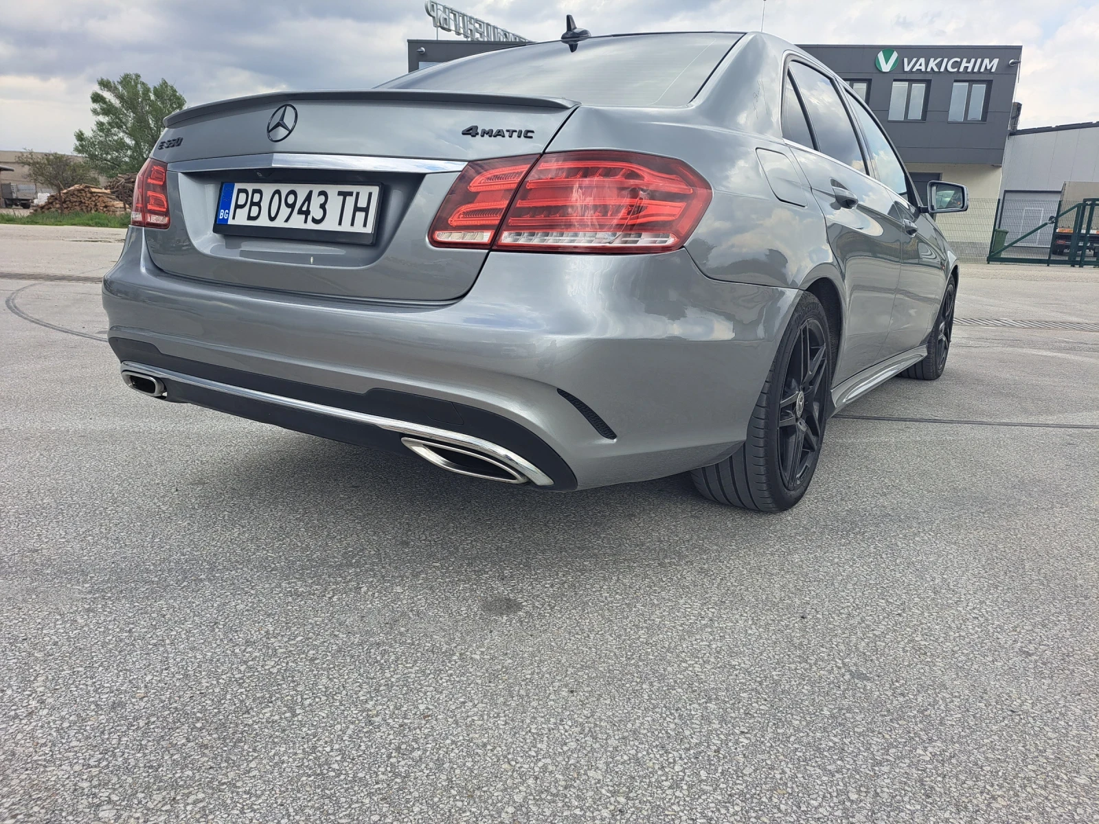 Mercedes-Benz E 500 AMG v8 biturbo 4 matic - изображение 2