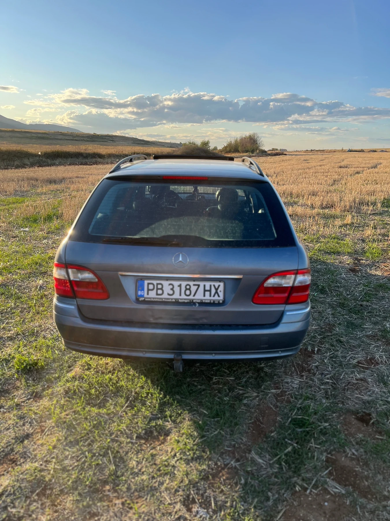 Mercedes-Benz E 220 Avantgarde  - изображение 2