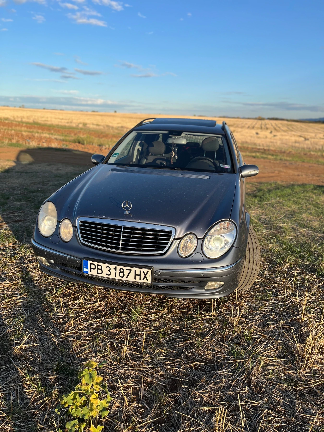 Mercedes-Benz E 220 Avantgarde  - изображение 4