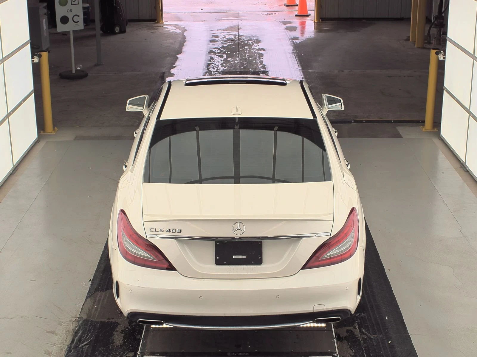 Mercedes-Benz CLS 400  - изображение 6