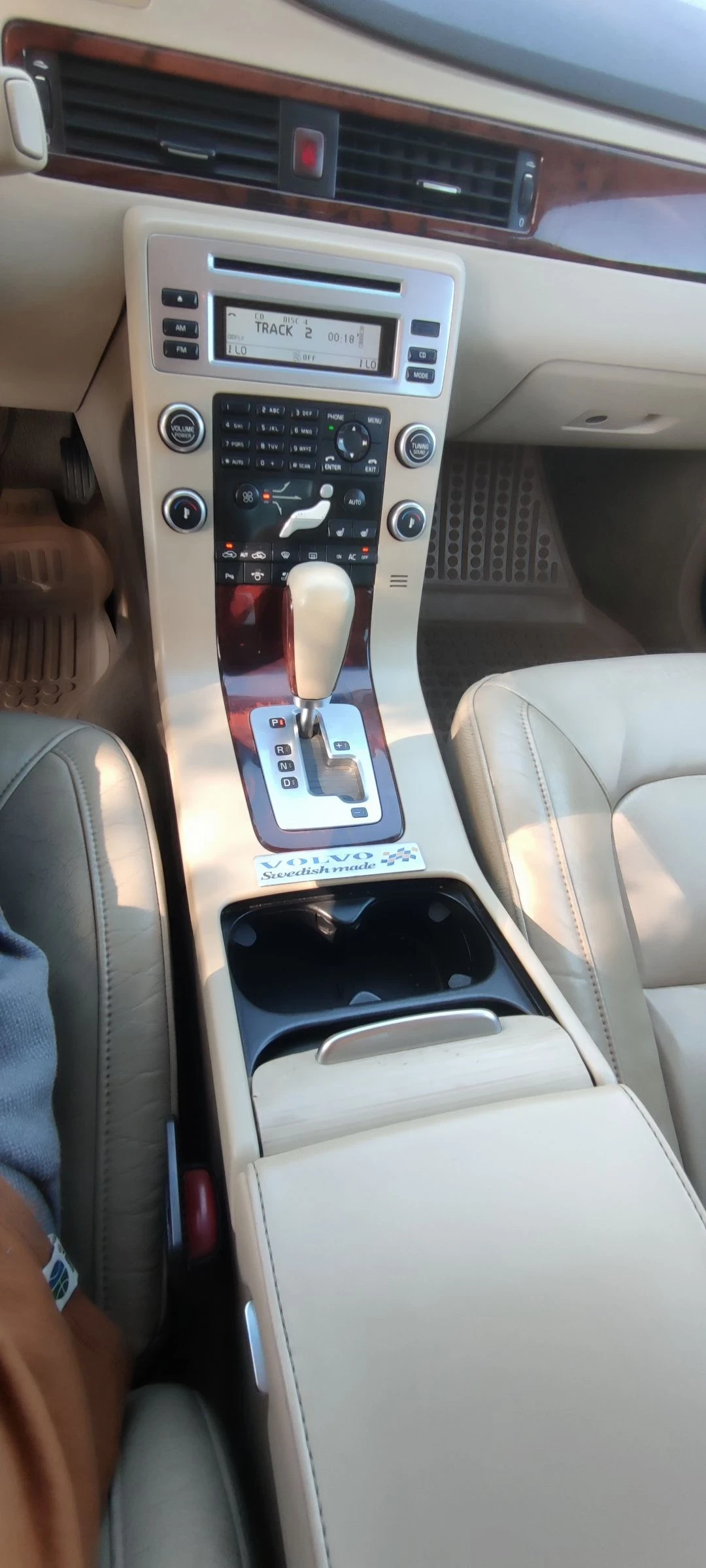 Volvo S80  - изображение 3