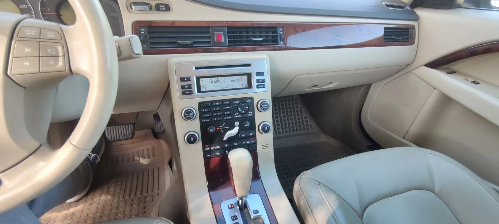 Volvo S80  - изображение 8