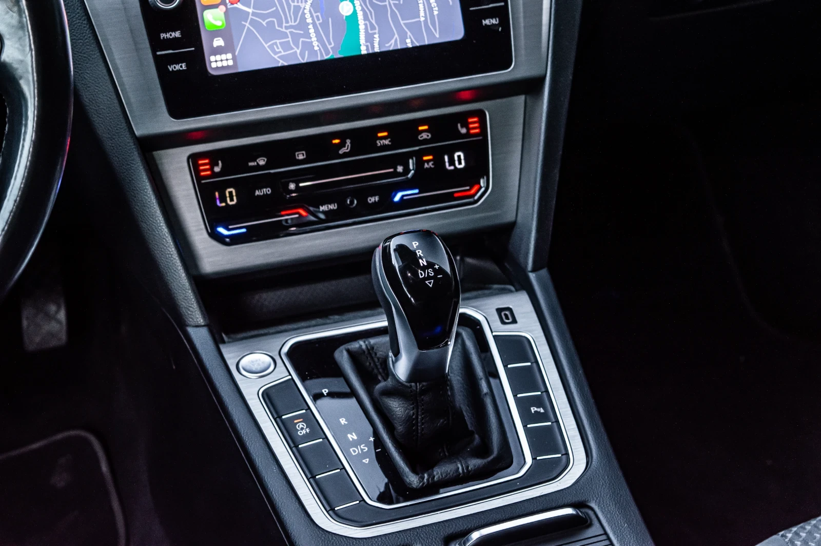 VW Passat 7DSG/FULL LED/ACC/ DISTRONIC/ LANE ASSIST/KAMERA | Mobile.bg   11