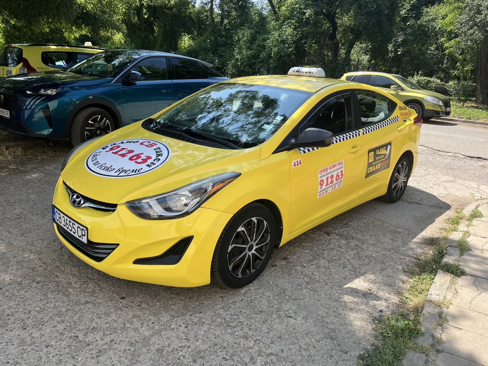 Hyundai Elantra  - изображение 3