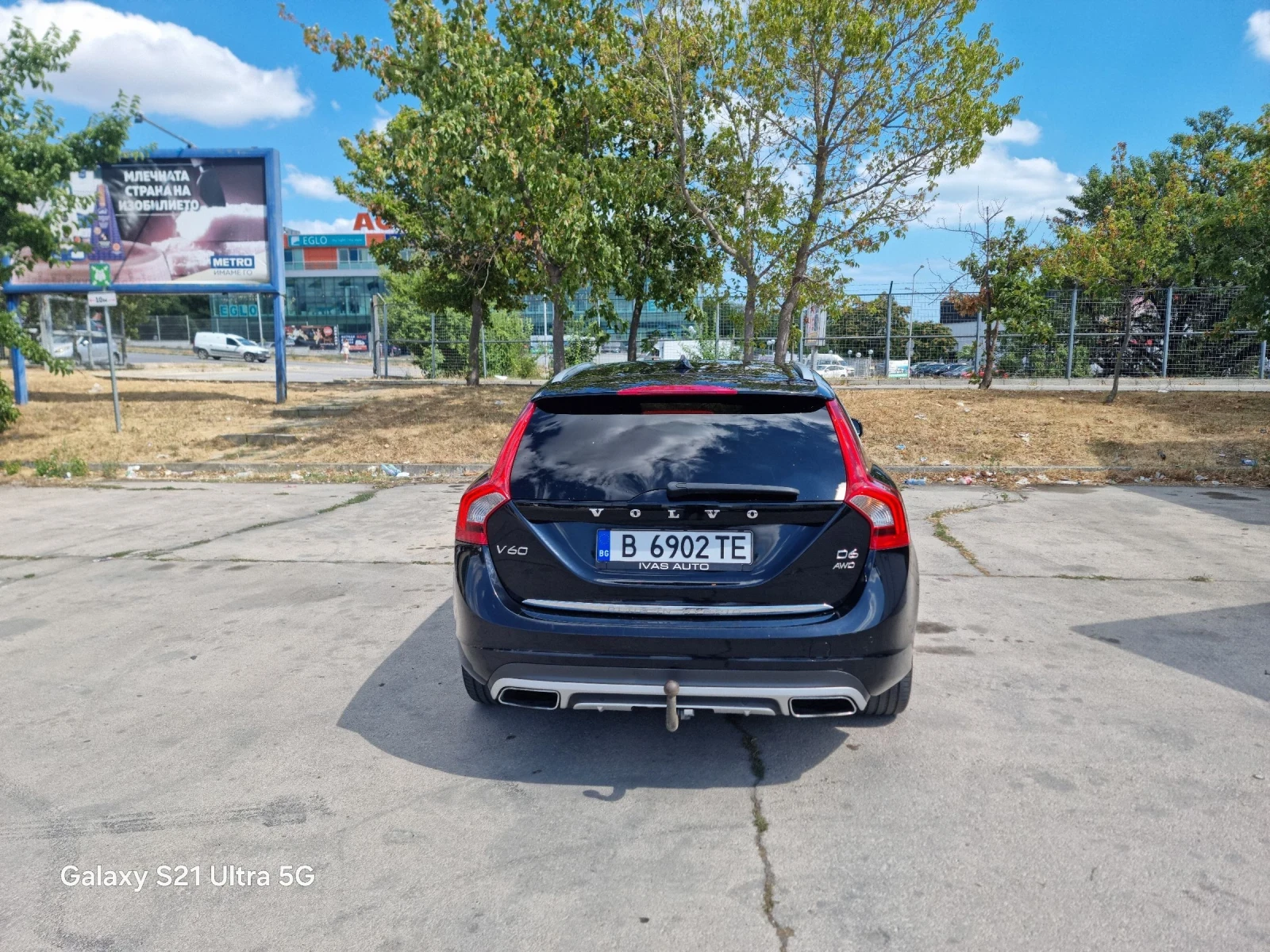 Volvo V60 2.4 D6 4x4 - изображение 9
