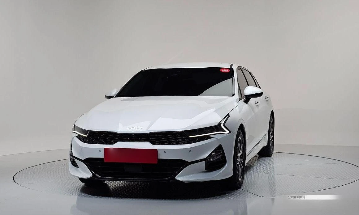Kia K5 2.0 Noblesse * НАЙ-ДОБРА ЦЕНА В БЪЛГАРИЯ*  - изображение 2