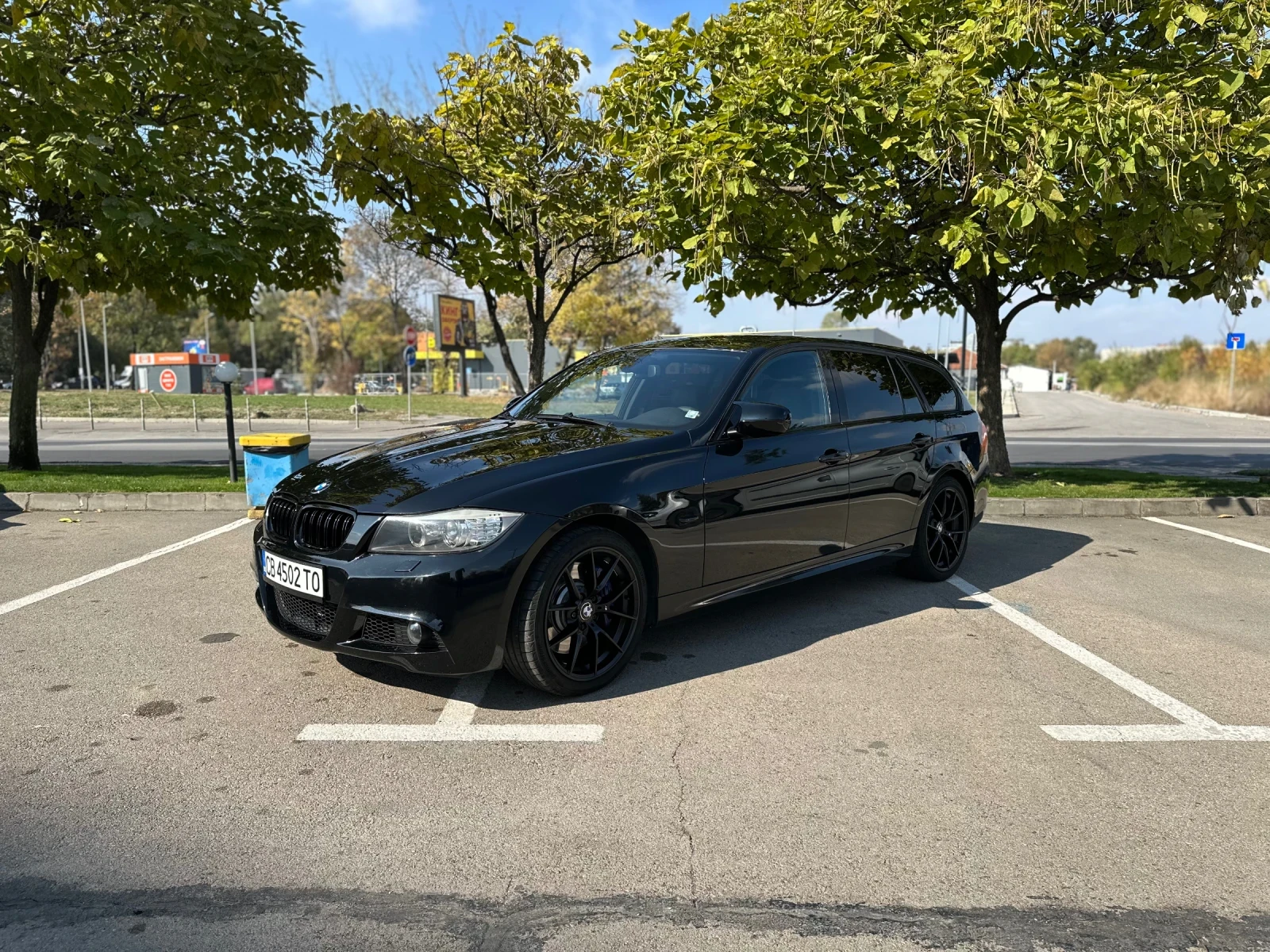 BMW 335 E91 LCI Xdrive - изображение 3