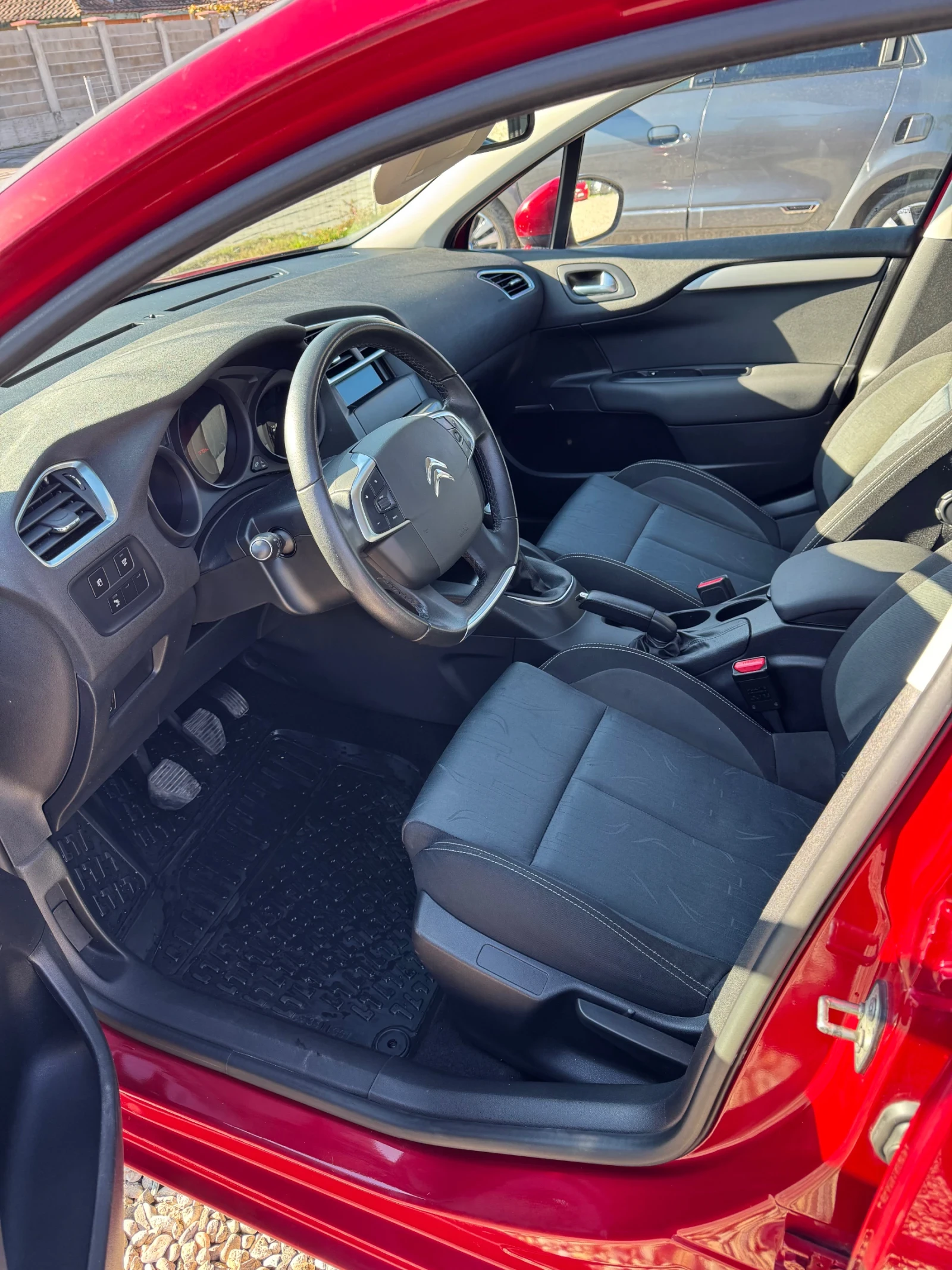 Citroen C4 1.6HDi / Comfort - изображение 8