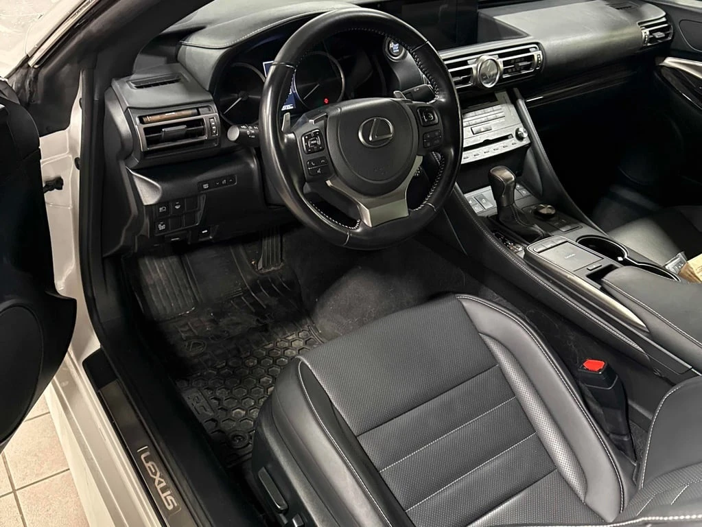 Lexus RC * 300 AWD * CARFAX *  | Mobile.bg � ����������� 9