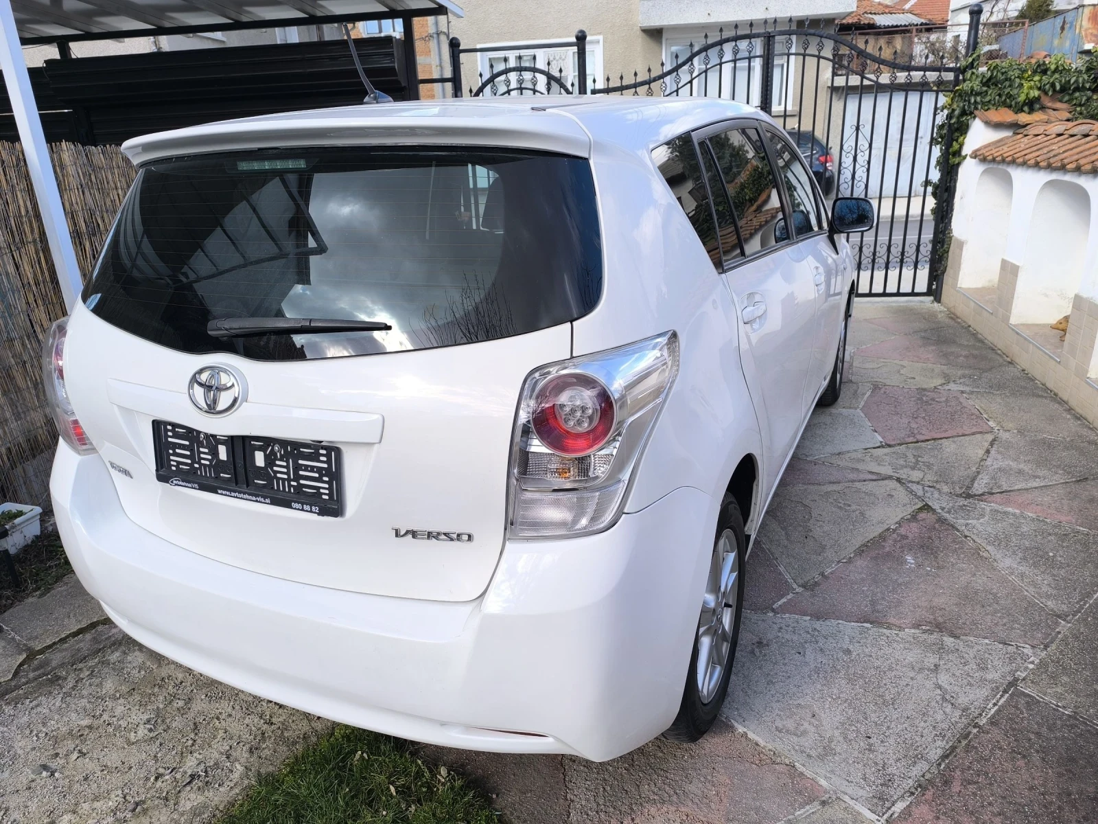 Toyota Verso 1.8бензин - изображение 4
