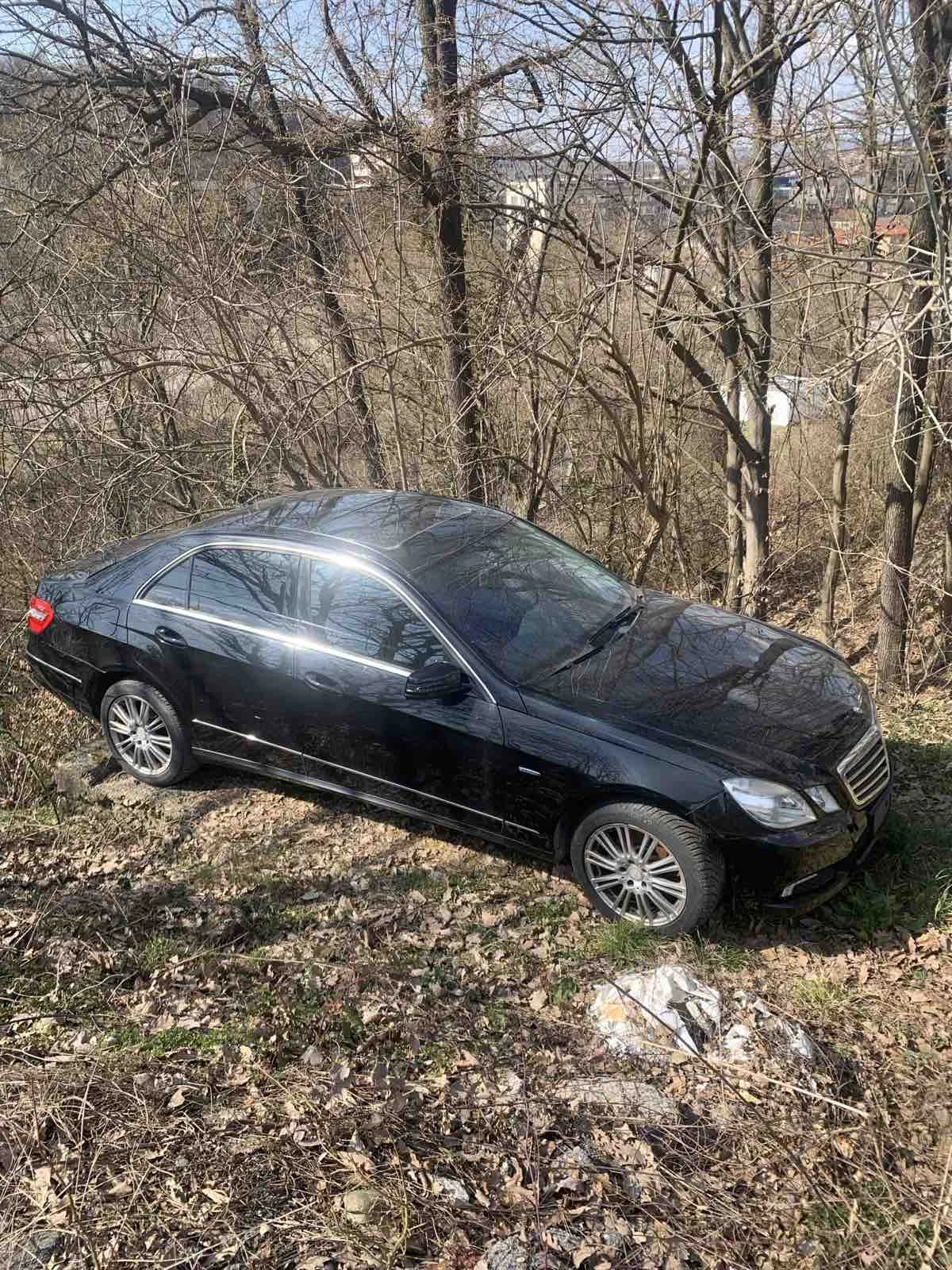 Mercedes-Benz E 350, снимка 3 - Автомобили и джипове - 53866625