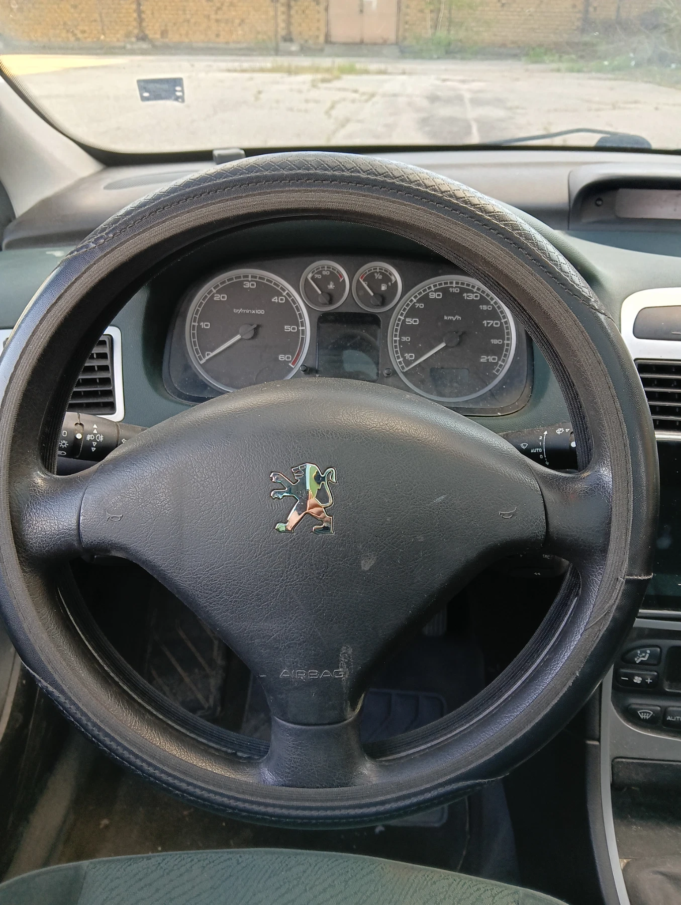 Peugeot 307, снимка 3 - Автомобили и джипове - 54295728