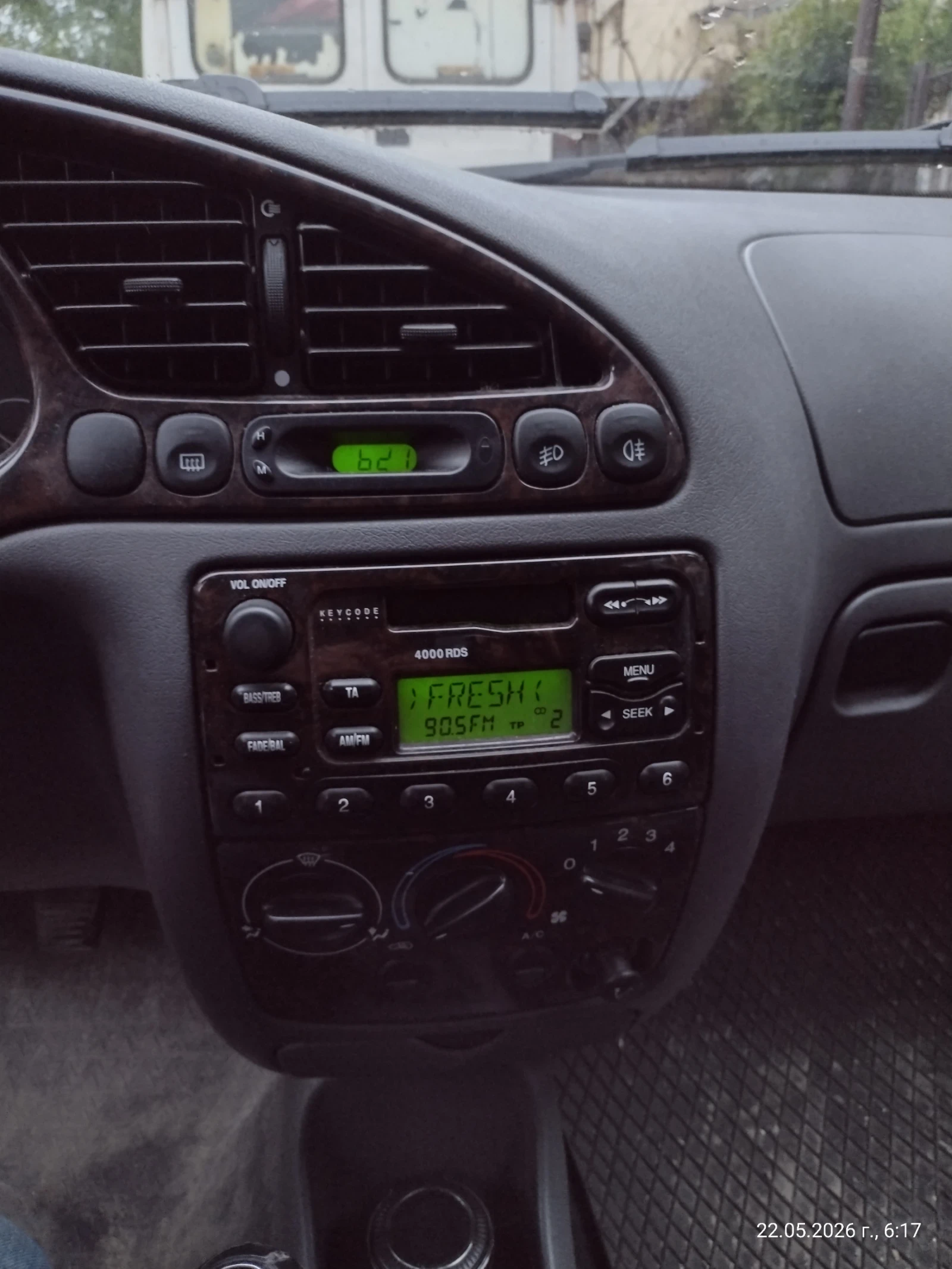 Ford Fiesta, снимка 6 - Автомобили и джипове - 54637129