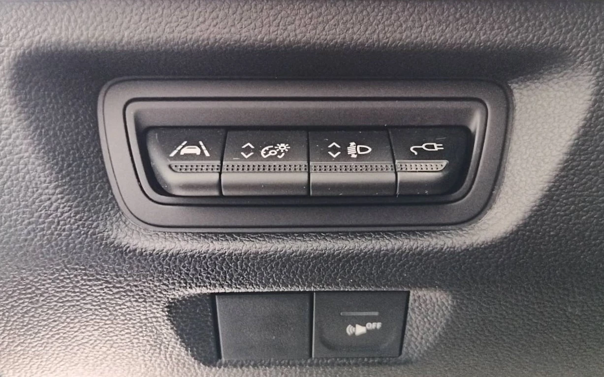 Renault Zoe 52kw/ 108к.с., снимка 14 - Автомобили и джипове - 54774098