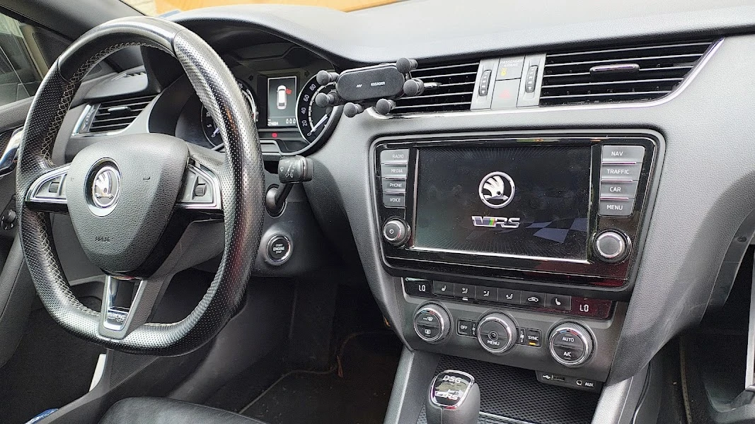 Skoda Octavia VRS, снимка 13 - Автомобили и джипове - 54995535