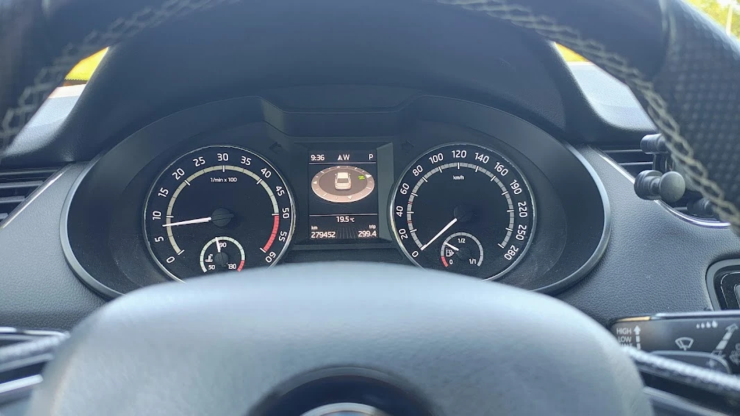 Skoda Octavia VRS, снимка 8 - Автомобили и джипове - 54995535