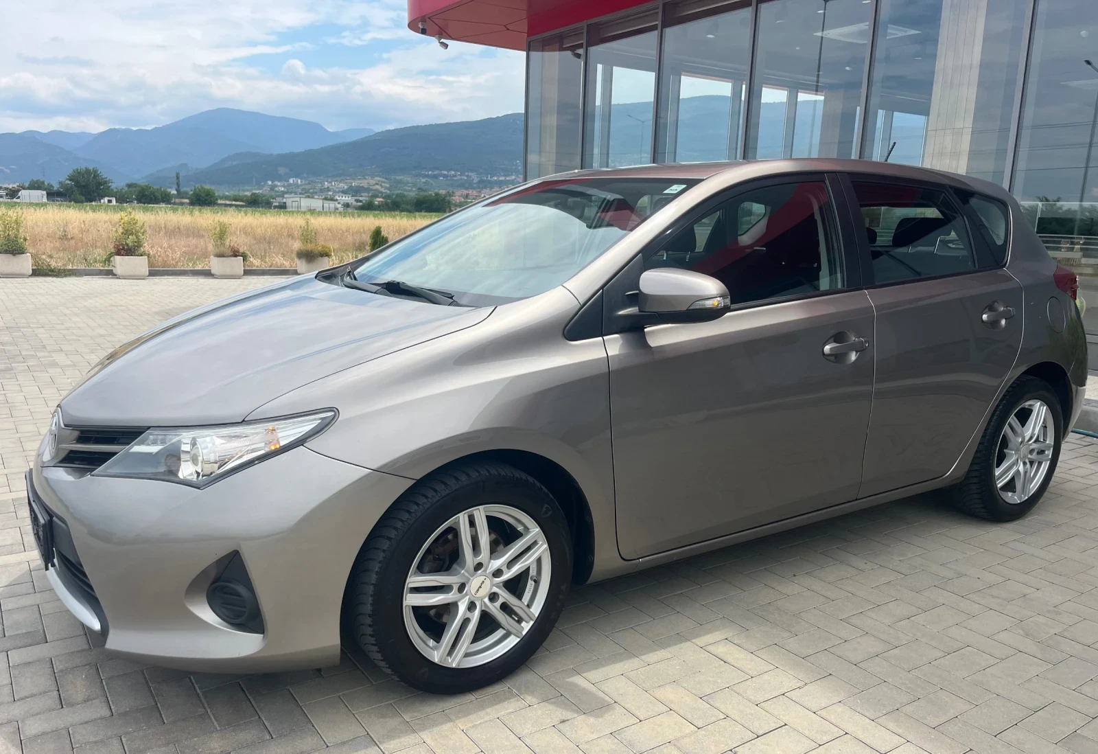 Toyota Auris 1.33 VVT-I