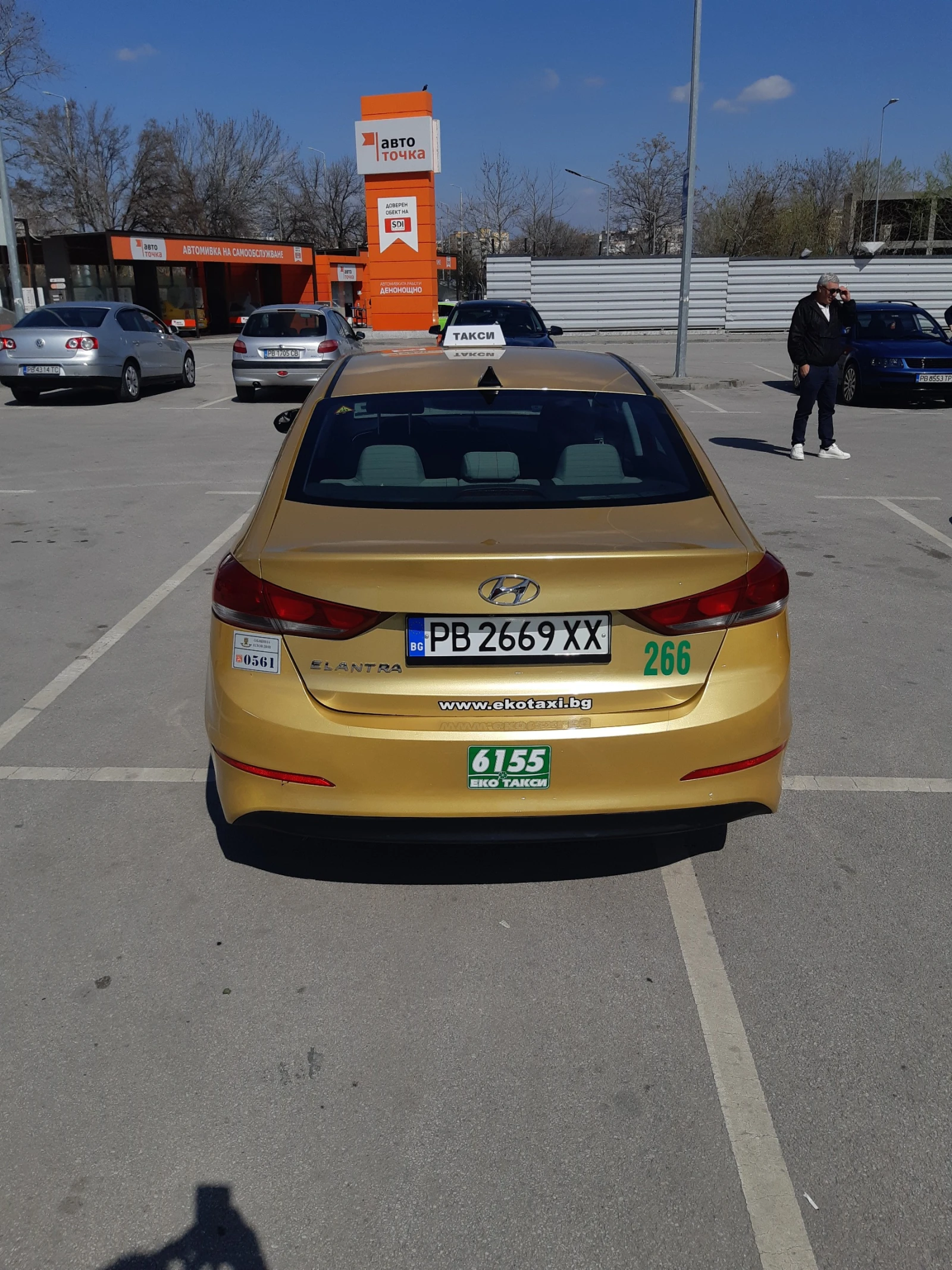 Hyundai Elantra SE, снимка 6 - Автомобили и джипове - 55084446