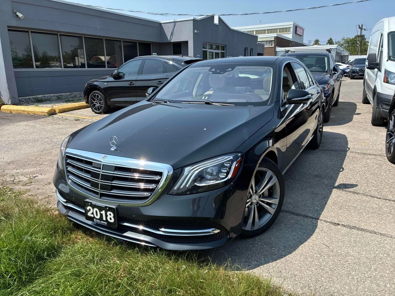 Mercedes-Benz S 560 DIS* HUD* МАСАЖ* ОБДУХ* PANO* ТЪРГ