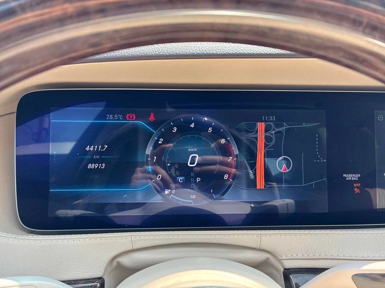Mercedes-Benz S 560 DIS* HUD* МАСАЖ* ОБДУХ* PANO* ТЪРГ, снимка 9 - Автомобили и джипове - 55333689