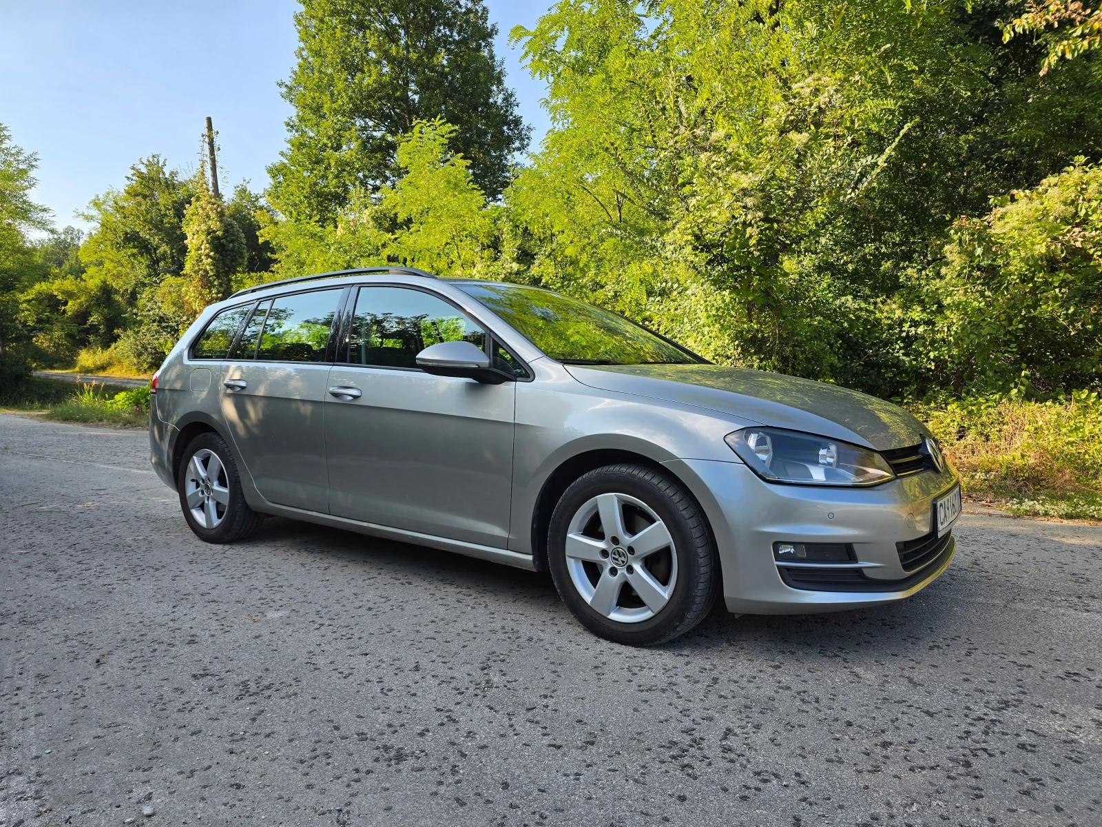 VW Golf 1.6TDI/105ps, снимка 7 - Автомобили и джипове - 55621414