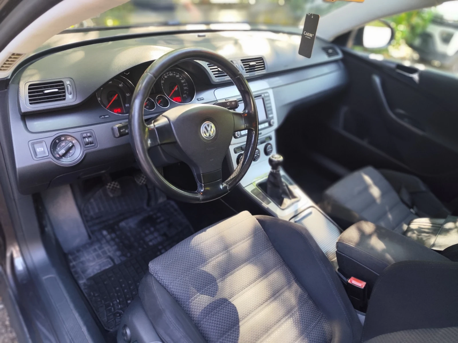 VW Passat, снимка 15 - Автомобили и джипове - 55787667