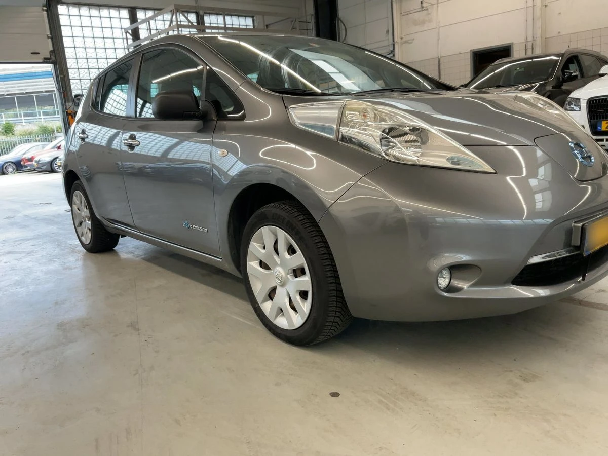 Nissan Leaf  electric drive 80 kW Visia* ВНОС САМО СРЕЩУ 30%, снимка 2 - Автомобили и джипове - 56251520