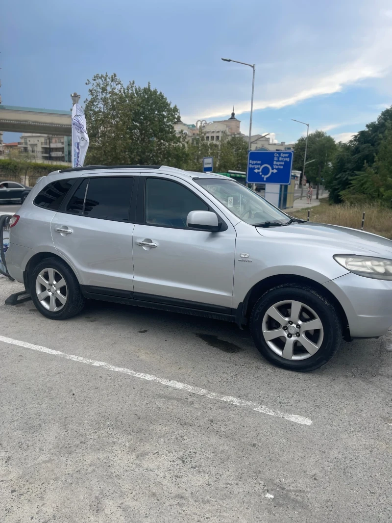 Hyundai Santa fe 2.2CRDi 4x4 155к.с., снимка 3 - Автомобили и джипове - 48458501