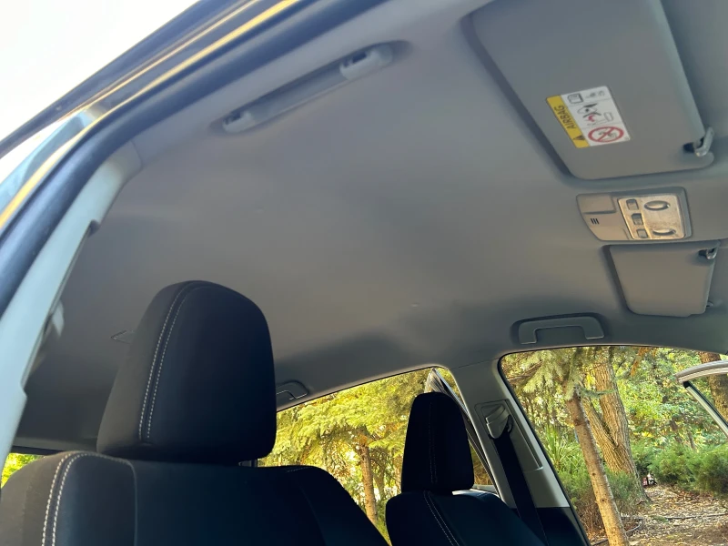 Toyota Rav4 2, 2 D-4D, 4X4, 189 600км, ПЪЛНА СЕРВИЗНА ИСТОРИЯ , снимка 11 - Автомобили и джипове - 52191031