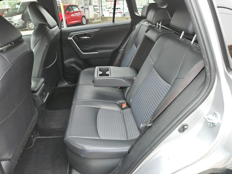 Toyota Rav4 2.5Hybrid/STYLE/CARPLAY/ACC/LED/NAVI/БЛУТУТ/EURO6B, снимка 16 - Автомобили и джипове - 52751775