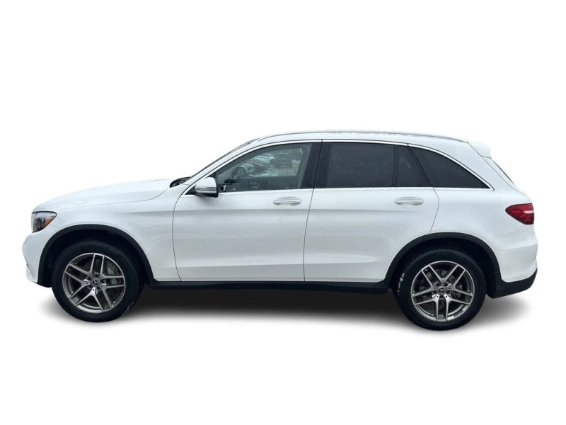 Mercedes-Benz GLC * 300 NO ACCIDENTS | SUNROOF | PREMIUM PKG * CARFA, снимка 6 - Автомобили и джипове - 52877788