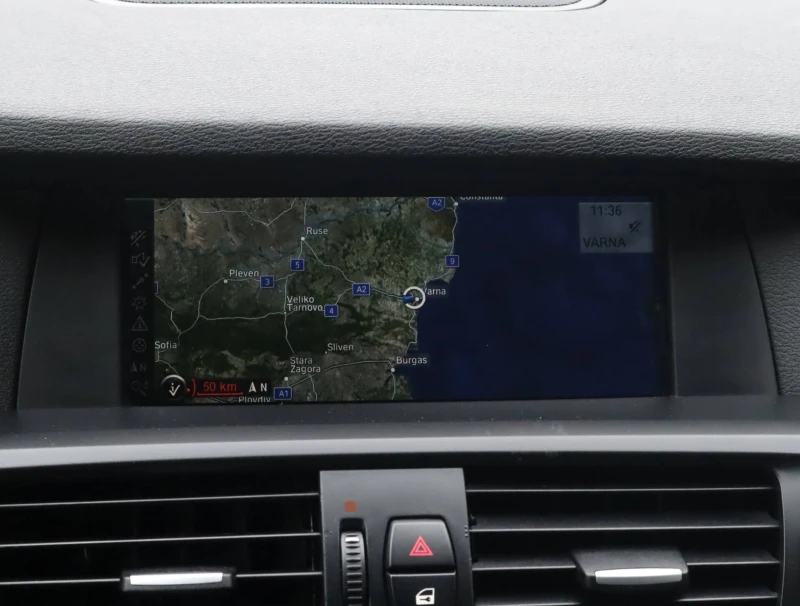 BMW X3 3.5d/xDrive/PDC/Isofix/HDC/AUX/Bluetooth/Navi, снимка 13 - Автомобили и джипове - 53229616